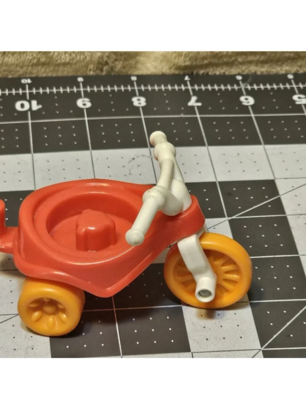 Fisher Price Little People RED TRICYCLE 3 WHEELER TOY for FPLP Figures
